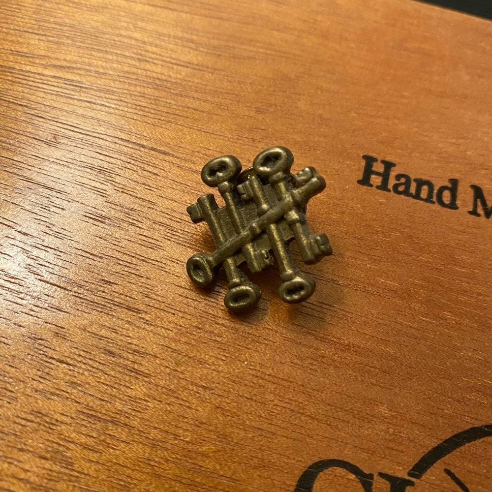 Skeleton keys pin.